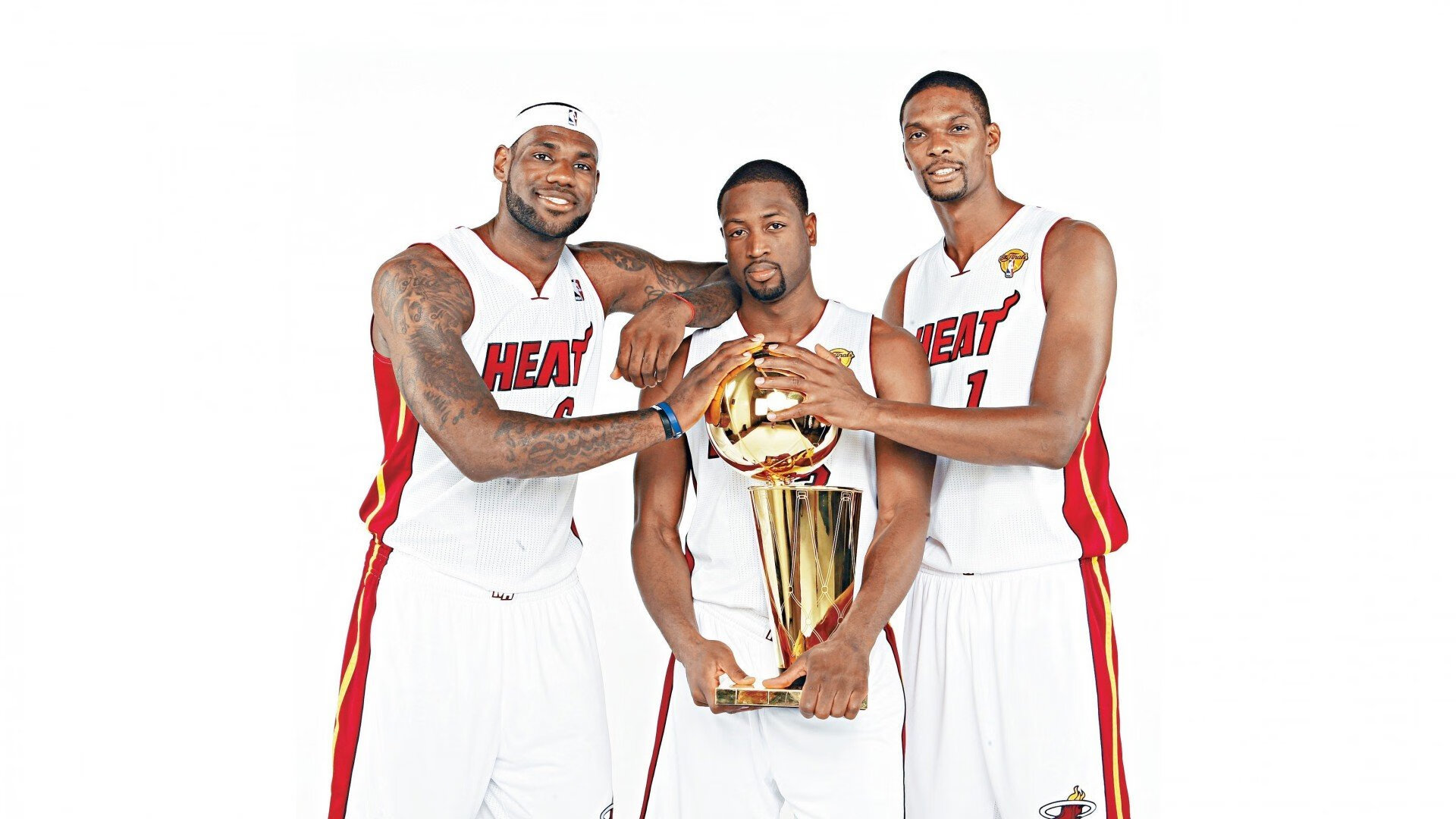 爱游戏体育官网-表演赛动人心魄，明星球员现场演绎绝技，明星表演赛视频